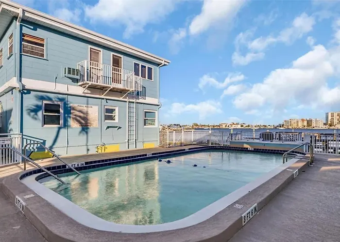 Apartment Waterfront Heated Pool 2 Mins 2 *
